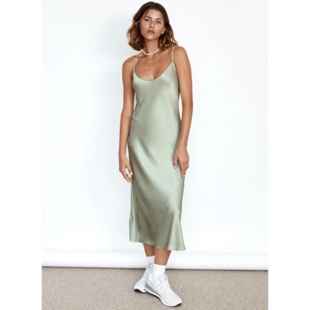 Aritzia Wilfred Only Slip Dress